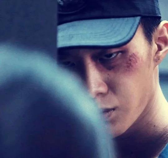 《門鎖》領導，保安，醫生對女主三種畸形的愛是更該被探討的話題