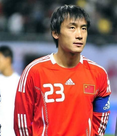 中國足球歷史最佳的十名中後衛,你最喜歡誰?范志毅入選 中國足球歷史最佳的十名中後衛,你最喜歡誰?范志毅入選