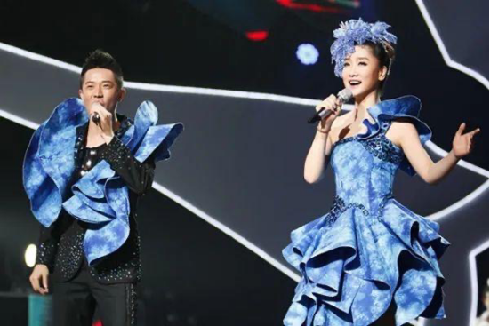 央視中秋晚會節目單出爐,劉詩詩井柏然古裝,5個超女6個港臺藝人 央視中秋晚會節目單出爐,劉詩詩井柏然古裝,5個超女6個港臺藝人