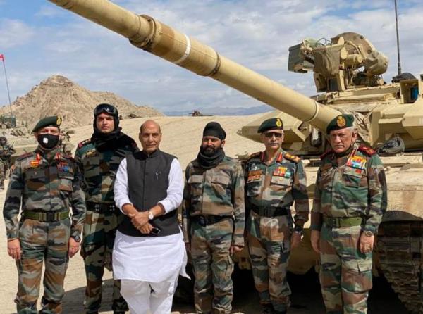 俄羅斯眼裡的大肥羊，人傻錢多的印度，為何老是被俄羅斯騙錢？