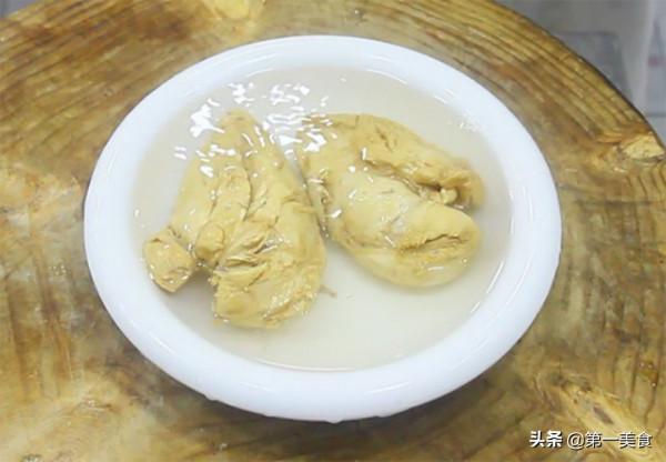 在家也能當大廚,手撕雞這樣做太好吃了,香辣過癮,雞肉酥香嫩滑 在家也能當大廚,手撕雞這樣做太好吃了,香辣過癮,雞肉酥香嫩滑