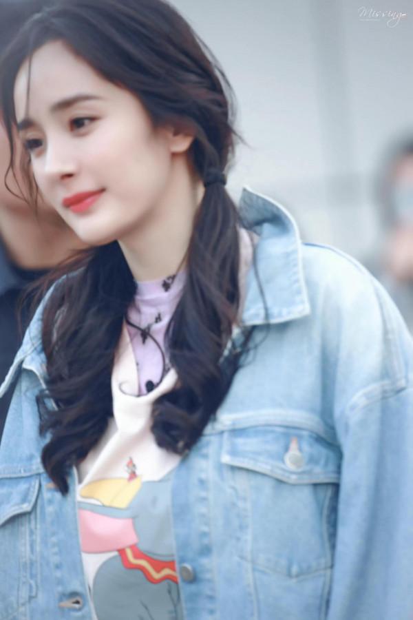 鄰家美少女楊冪出來炸街了 鄰家美少女楊冪出來炸街了