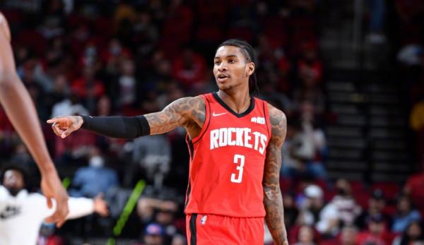 2場57分13助攻，火箭隊交易後確定新核心，11&plus;6鋒線爆發 衝擊首發