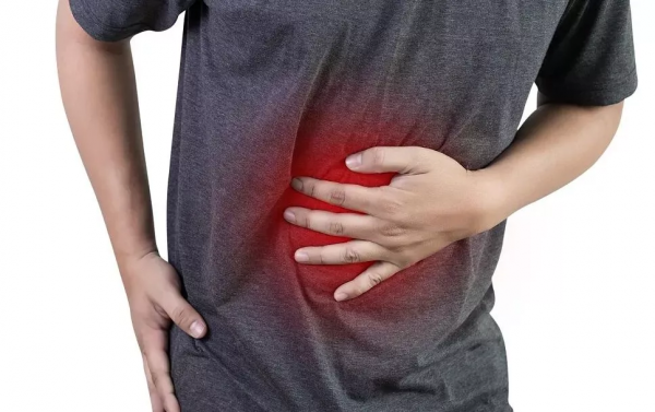 火在肝裡，失眠；火在胃裡，口臭；火在肺裡，咳嗽；火在心裡，口舌生瘡……