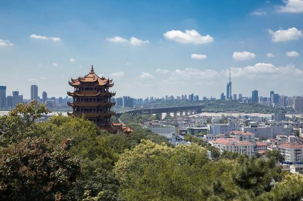 近30年,武漢只領先了成都2年,這30年武漢都經歷了什麼? 近30年,武漢只領先了成都2年,這30年武漢都經歷了什麼?