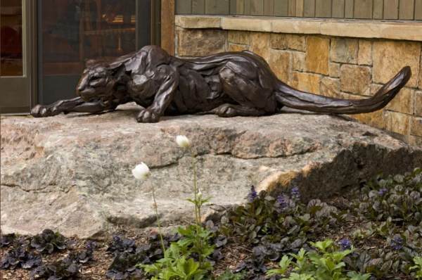 純“野生”的雕塑,就是不一樣 純“野生”的雕塑,就是不一樣