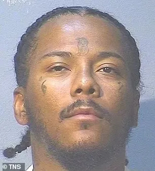 奇葩！檢察官給年輕人發“免罪金牌”，搶劫、性侵等不用坐牢