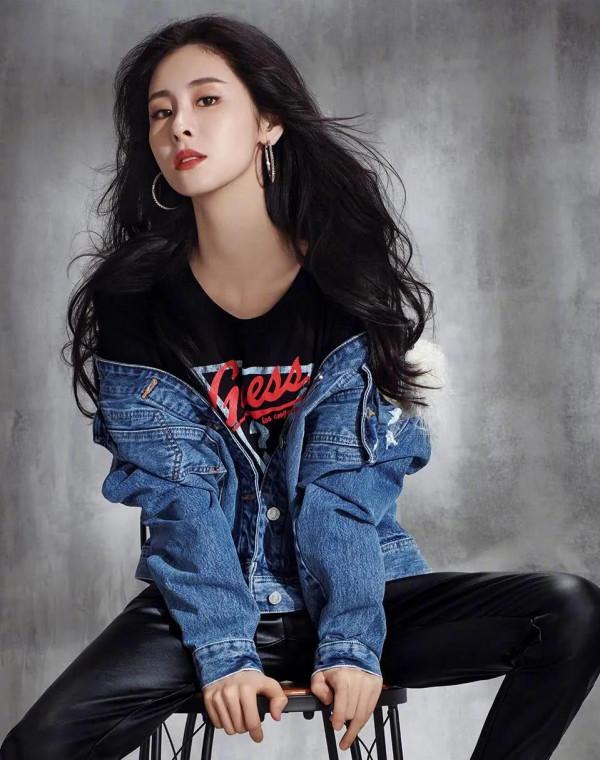 張碧晨好美，沒有婚禮的她，突然有娃了，覺得她太不值了