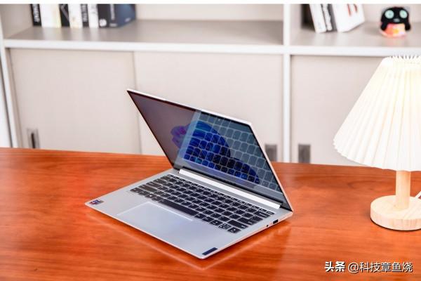 輕薄本的全能巔峰，小新Pro14值得體驗