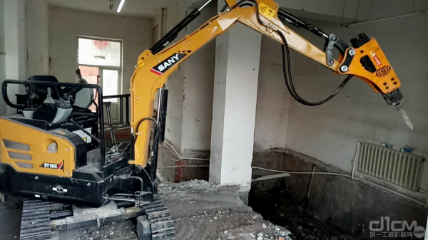 三一微挖驚豔亮相住博會，我們看看它到底能做些啥？