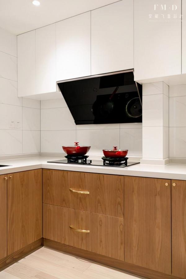 92㎡剛需小三室，原木+布藝打造日式風，簡單又治癒的氛圍很心安