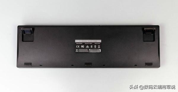 多種連線方式隨心所欲——雷柏V500PRO機械鍵盤多模版