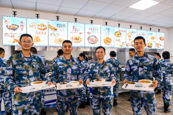 部隊食堂有了點餐服務，必須贊