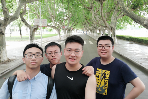 2019年，上交大學霸張迪放棄化療捐出遺體，騙奶奶說：我出國留學