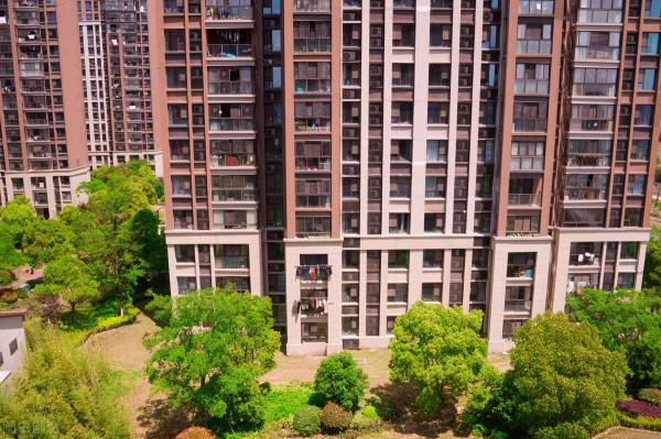 購房去售樓處還是找中介?知道本質區別以後,你會怎麼選? 購房去售樓處還是找中介?知道本質區別以後,你會怎麼選?