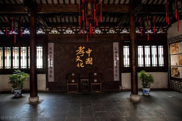 以身作則盡孝道，文王三省千古傳