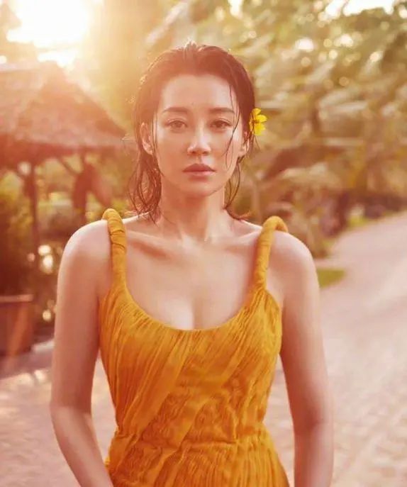 許晴,52歲少女 許晴,52歲少女