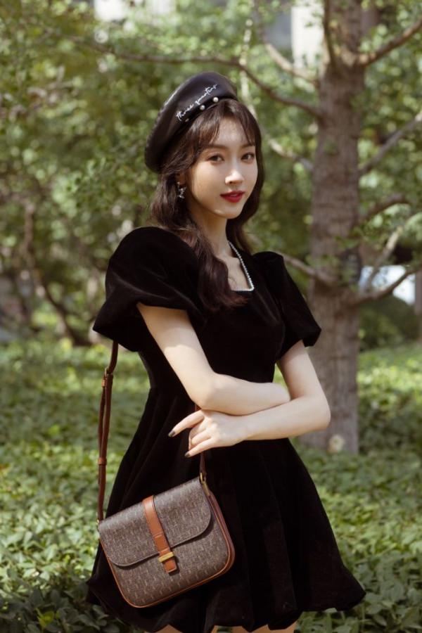 貝雷帽造型：趙麗穎 劉詩詩 楊冪 宋茜 熱巴 楊紫 李沁 倪妮 金晨 喬欣 周也