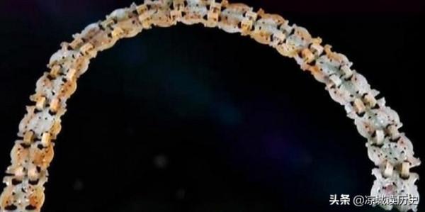 男子菜地挖到一件“玉腰帶”自稱古代玉雕藝術品，專家：要求上交