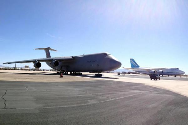 C-5“銀河”運輸機圖集（270圖）