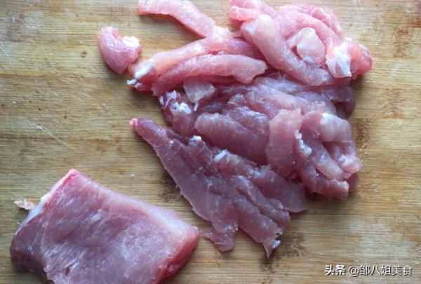 炸酥肉：調麵糊不能放水！教您正確做法，外酥裡嫩，味道正宗​