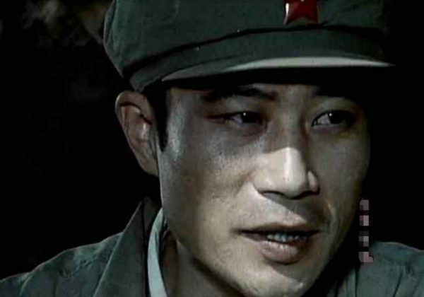 李雪健：患癌18年，脖子潰爛、痛不欲生，妻子一舉動讓他重新振作