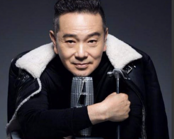 張晨光：倪萍勸朋友不要去他家吃飯，他連走紅毯的鞋都是租的