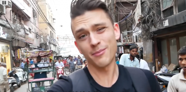 美國人跑到德里見女網友，逛了一圈之後，不敢相信這是印度首都