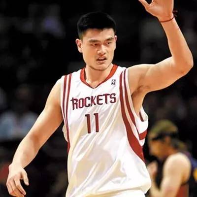 老詹生涯的第一個MVP含金量有多高？科比第二 保羅22+11+2.8僅第5