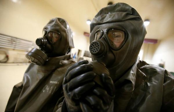 28日軍情急報！美軍疫情全面失控，艦艇趴窩飛行員不夠，機會來了