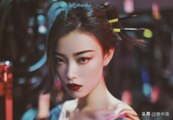 謀女郎倪妮辛酸上位史,深愛過兩位男神,卻依然孑然一身 謀女郎倪妮辛酸上位史,深愛過兩位男神,卻依然孑然一身