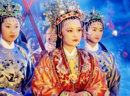 賈元春的象徵為什麼是石榴花？一個浮華、嬌豔、獻媚的悲劇人生