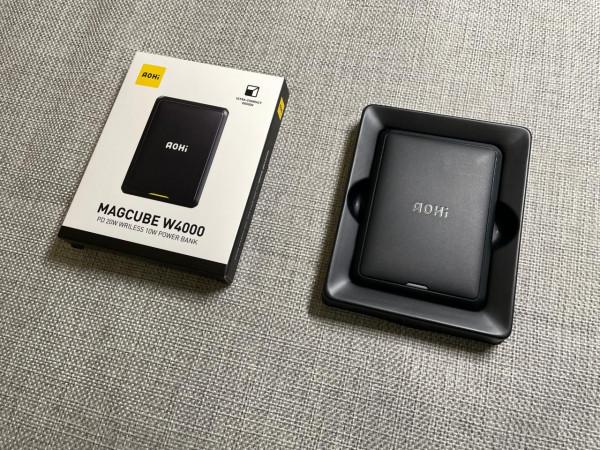 充電寶也能如此輕薄，Aohi磁吸充電寶上手體驗，輕薄如名片一樣