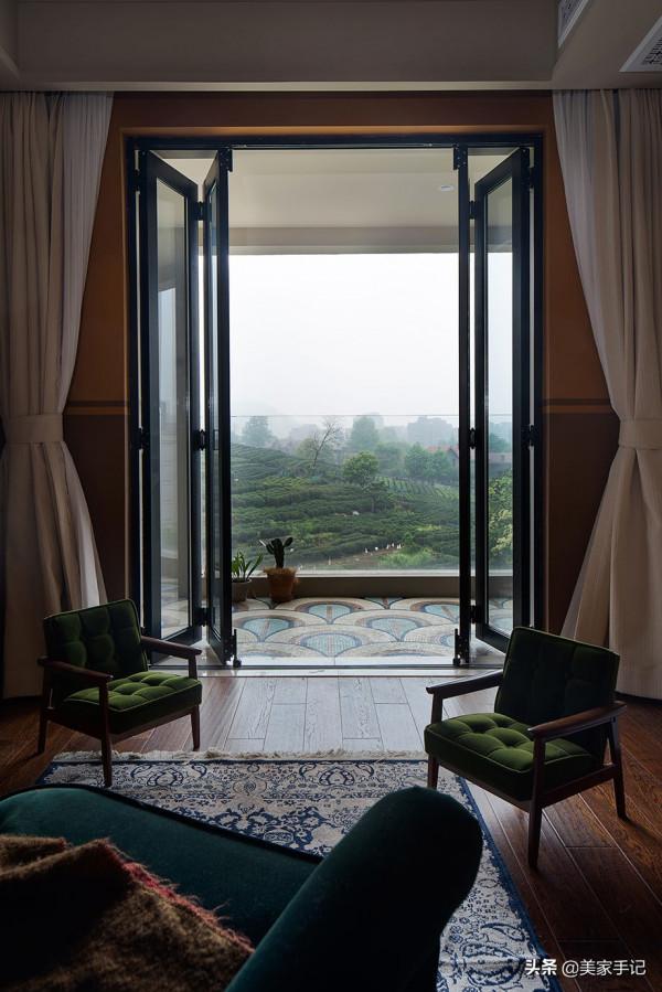 堅持摒棄客廳,不買沙發茶几!這對夫妻的家,成了裝修界的教科書 堅持摒棄客廳,不買沙發茶几!這對夫妻的家,成了裝修界的教科書