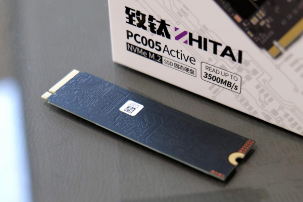 你的影片距離爆火可能就只差一塊硬碟：致鈦PC005 Active評測