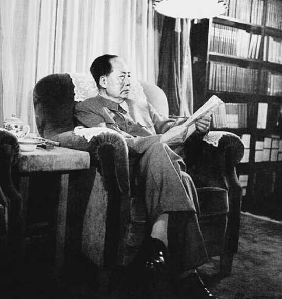 49年列車上毛澤東突然犯病，衛士解釋：主席到香山後就得了頭暈病