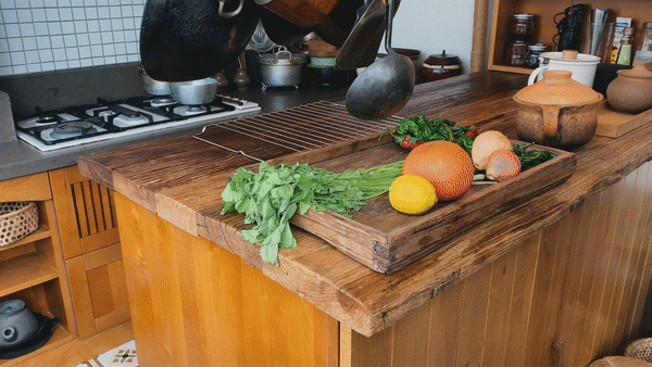 10萬爆改80平老房子，他們在鬧市過上了世外桃源的生活