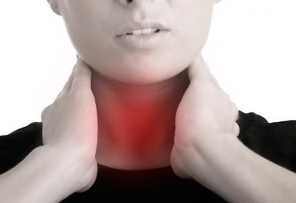 喉嚨異物感小心這三種病