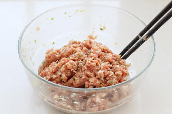 12道家常拿手菜，有葷有素有湯，色香味俱全，收藏宴客有面兒