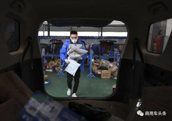 華菱電動重卡登陸廣東，東風輕型車攜京東物流營銷創新