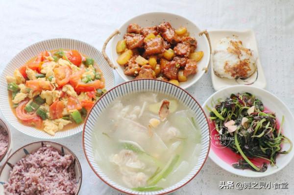 曬曬中年夫妻一週午餐，拌嘴吵鬧吃喝就是我們的全部