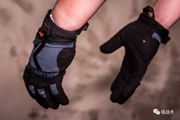 國產戰術手套的崛起-TACLAB T-黑豹通用戰術手套丨評測