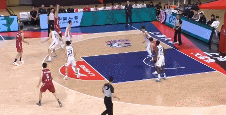 王哲林準三雙富蘭克林39+14,浙江2人被罰下不敵上海送對手8連勝 王哲林準三雙富蘭克林39+14,浙江2人被罰下不敵上海送對手8連勝