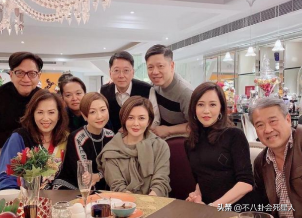 10位風情美人20年前後對比,有人臉垮了,有人優雅老去,變化太大 10位風情美人20年前後對比,有人臉垮了,有人優雅老去,變化太大