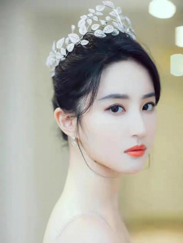 劉亦菲高畫質美圖3