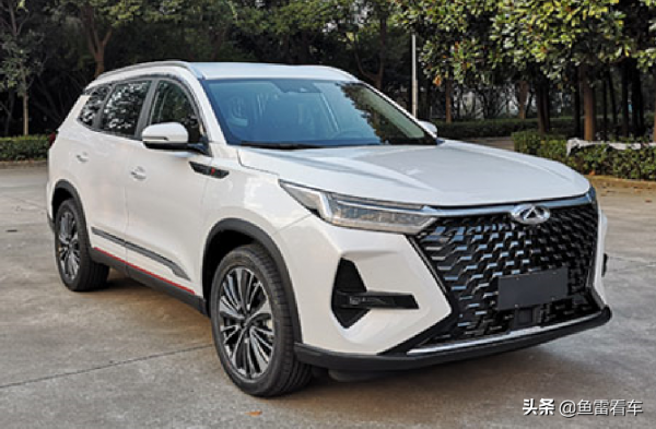 前臉霸氣十足，奇瑞新款瑞虎8Pro正式曝光真容，動力全系直噴化