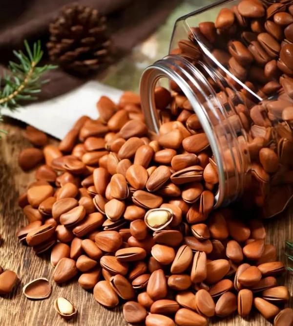 新年必備的零食清單，寓意大吉大利，財源廣進