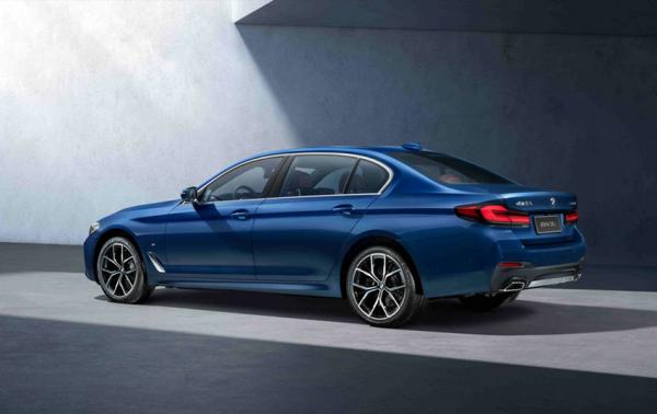 BBA神仙打架,56E再添新丁!2021款寶馬5系你相中了沒? BBA神仙打架,56E再添新丁!2021款寶馬5系你相中了沒?