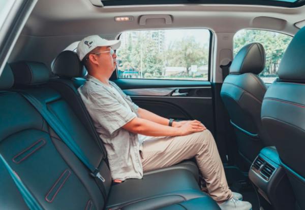 2.0T國產SUV對比，長安CS75Plus和傳祺GS4Plus，誰更值得入手？