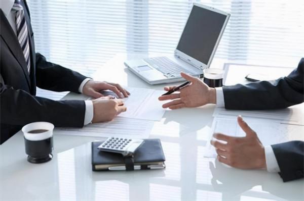 家裡沒背景父母沒資源，謹慎報考以下專業，不然找工作要吃苦頭了